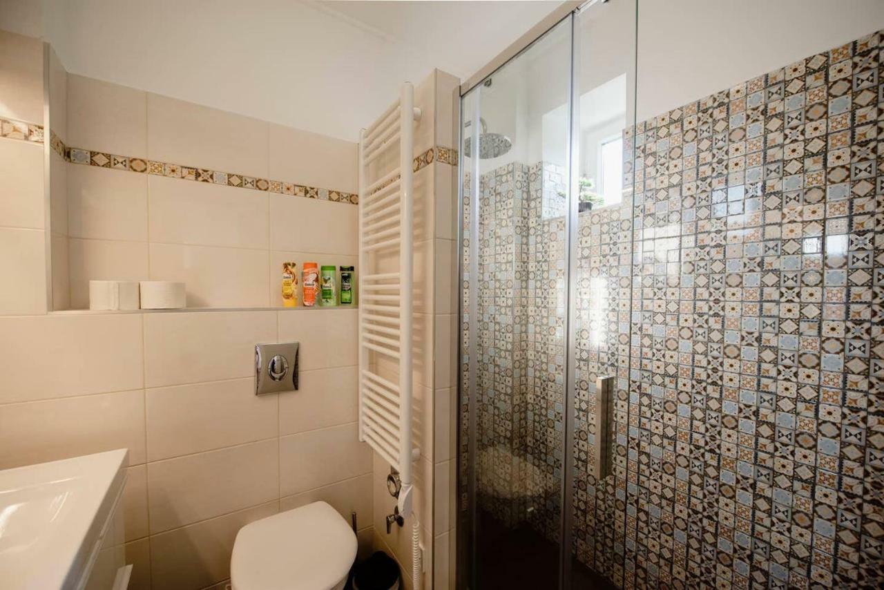 Viola Family Apartman Free Parking Pecs Exterior photo